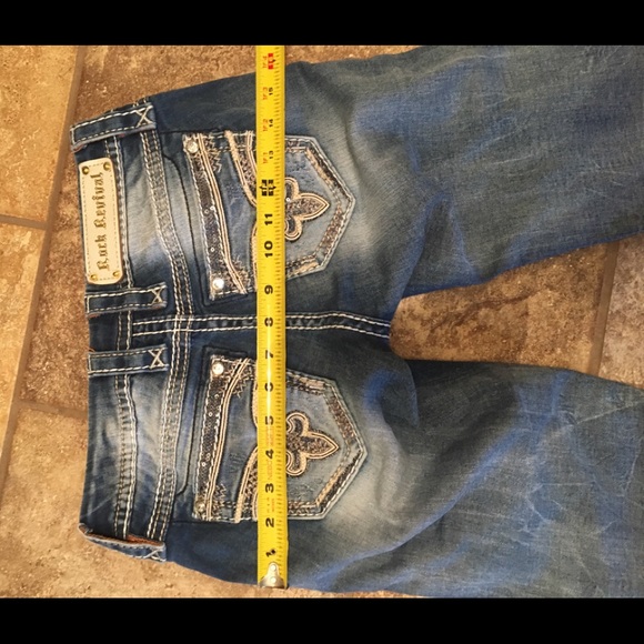 Rock Revival Capri SZ 24 Buckle - Picture 4 of 8